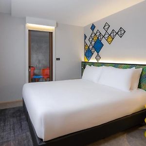 Premium King Room Balcony